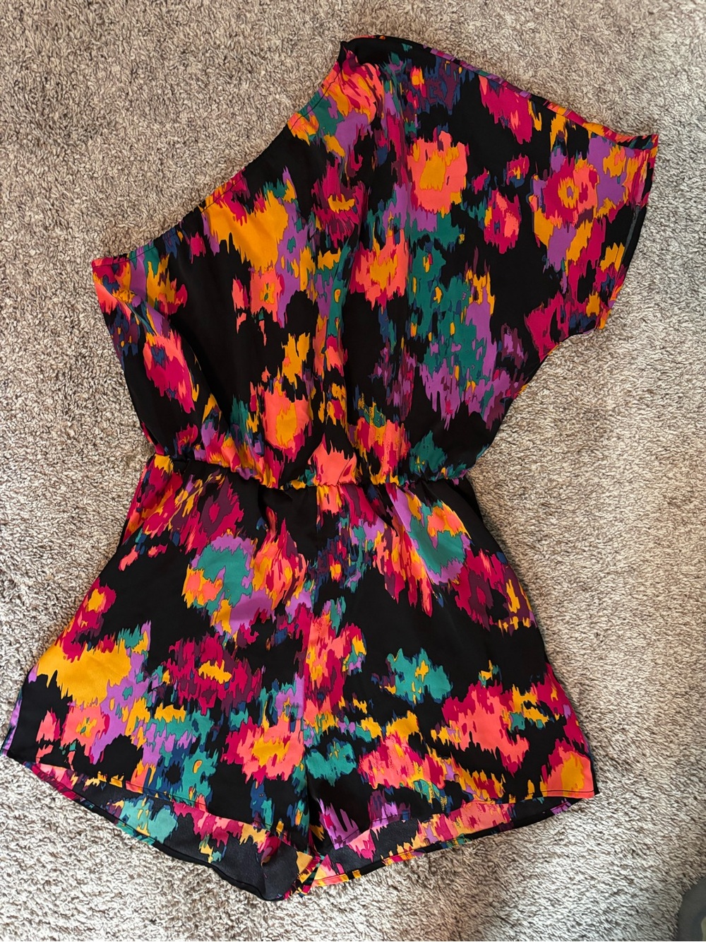 Vibrant Floral Print Romper in Black with Multicolor Accents Size Large